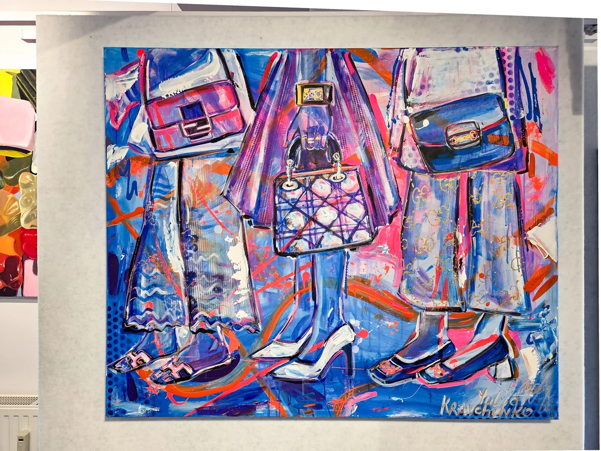 Yuliia Kravchenko, Taschen und Schuhe